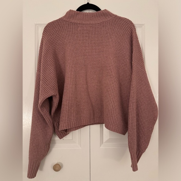 Hollister Cozy Sweater - Picture 5 of 9